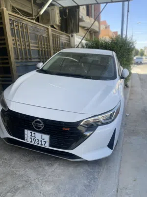 سيارة نيسان سنترا S 2024  نظيفة جدا