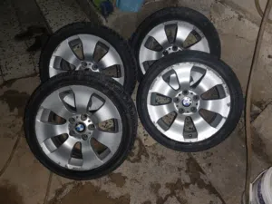 ديسكوات 17BBS للبيع يركبو ع e46 والحاجب ولارنوب