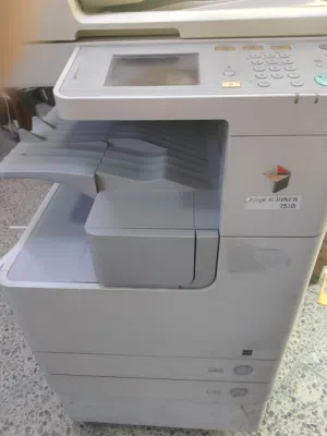 جهاز اسود وابيض ليزري اي ثري