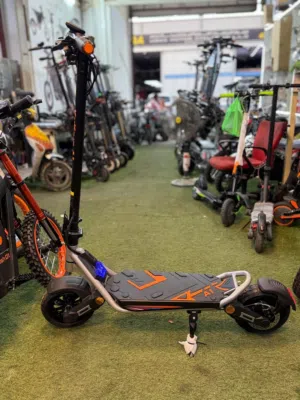 The KuKirin A1 Electric Scooter