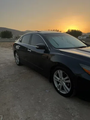 Used Nissan Altima in Dhofar