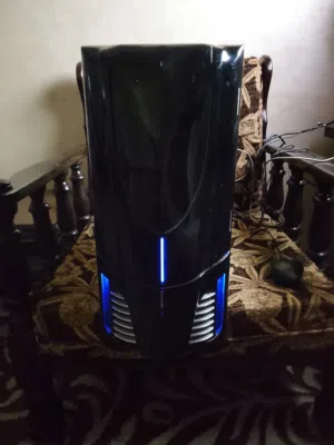 كومبيوتر Gameing core i5 4G Ram HDD500G