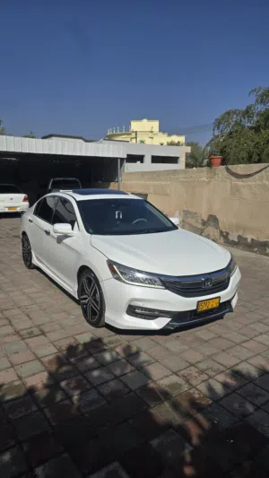 Used Honda Accord in Al Dakhiliya
