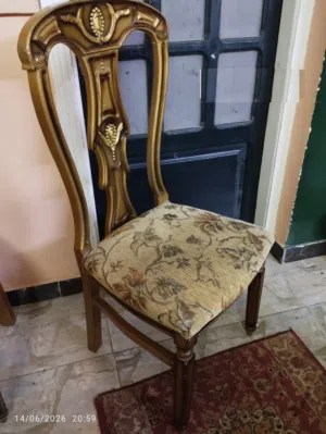 8 كرسى سفره