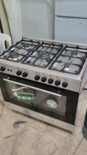ت نبيع طباخ 5 شعله ماركه لاجرمان ايطالي 5 شعله بحاله ممتازه مقاس 60 في 90 بحاله ممتازه معا التوصل