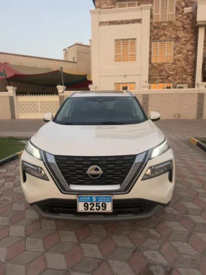 نيسان روج AWD فئة SV موديل 2023 للبيع