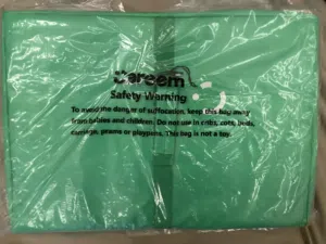 بلايز كريم و شنطة جديدة