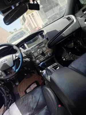 فني ونسخ مفاتيح استخراج مفاتيح سيارات ضائعه