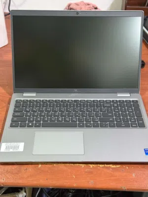 Dell Core i7 3560, 8GB RAM, 256GB SSD 11th Generation, 2GB Graphics Card, 15.6" Screen