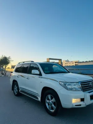 Used Toyota Land Cruiser in Misrata