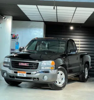 Used GMC Sierra in Muharraq