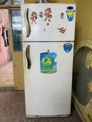 ثلاجه كانكورد كبيره مستعمله للبيع