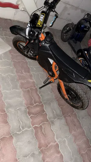دراجه كهربائية Pitbike