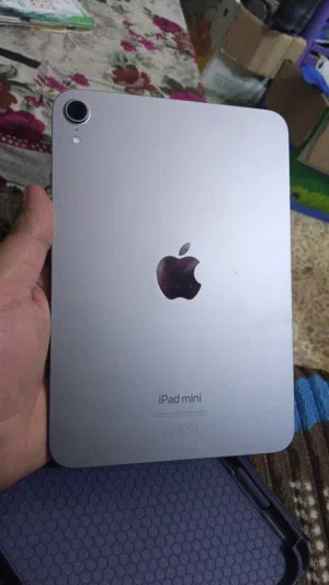 Apple iPad 128 GB in Najaf