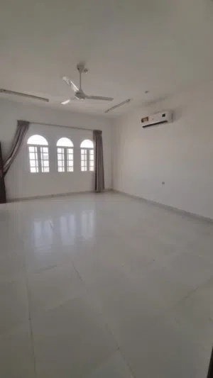 سكــن للعوائــل الصغيــرة والموظفــات بالمعبيلــة