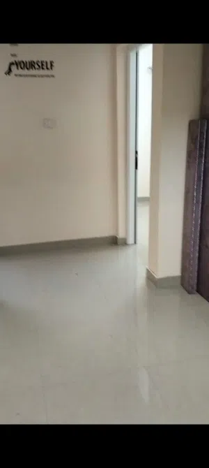 sharing room.only for bachelors