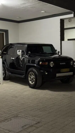 Used Toyota FJ in Muscat