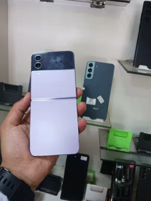 GALAXY Z FLIP 4