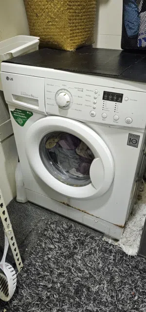 LG Washing machine 5 KG