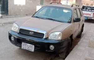 للبيع: سنتافي 2004 بترول 4 بسطون جير عادي لون ذهبي مكينه مضمون صرفيه واسبيت مضمون على الشرررط، مجمرك
