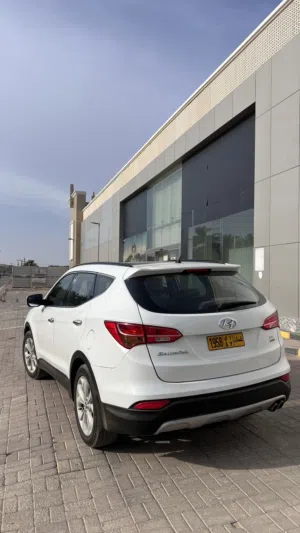Used Hyundai Santa Fe in Al Dhahirah