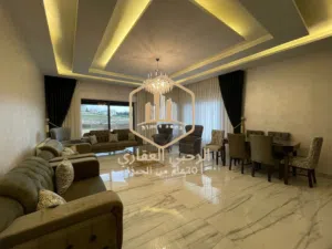 شقة / مفروشة / سوووبرديلوكس / جديد لم يسكن / طابق ثالث مع رووف / 4 نوم / دير غبار