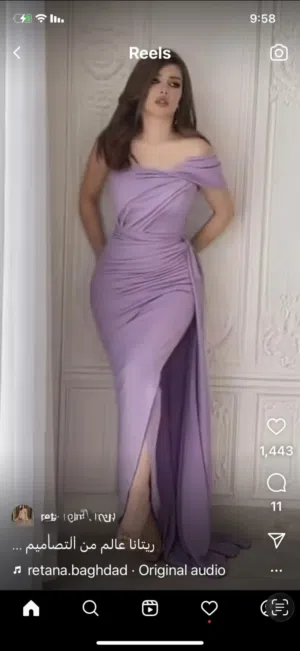 فستان لون ماروني غامق