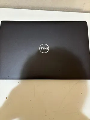 Dell . Windows . 14"3