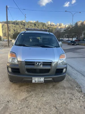 هيونداي H1 2008 رمادي باص فان مع داخلية فاخرة