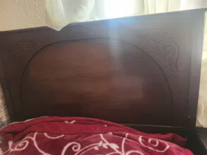 سرير للبيع