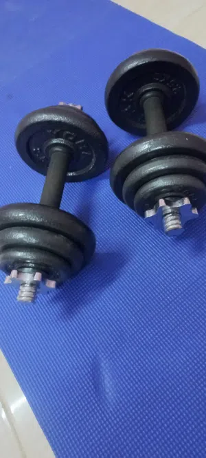 Dumbells and anti-slip mat  دمبلز مع فرشة التدريب