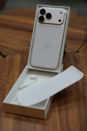 للبيع iPhone 17 Pro Max