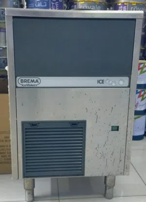 ماكينة صناعة الثلج ( Ice Makers )