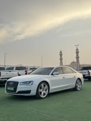 اودي A8 خليجي V8 2015