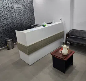 كاونتر استقبال للشركات والمحلات التجارية والعيادات تصميم مميز افضل الاسعار وتحدي جودة ومتانة وكفالة