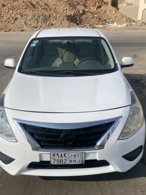 Nissan . Sunny . 2016 . New0