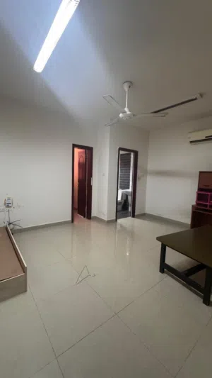 شقه للايجار في بوشر/Flat for Rent in bousher