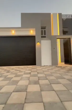 300 m2 4 Bedrooms Villa for Sale in Muscat Amerat