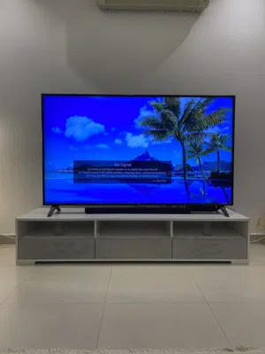 طاولة تلفزيون 70 إلى 75 بوصة