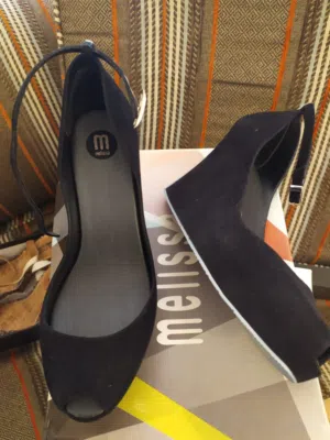احذية جديدة صيفية ب سعر مناسب يوجد Melissa brand