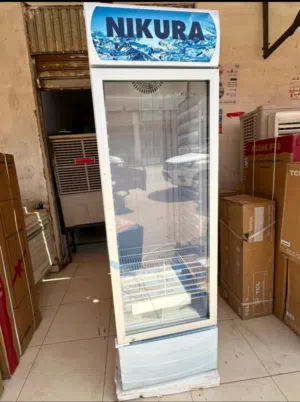 ثلاجات عرض للبيع
