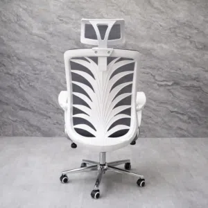 كرسي مكتب داعم للظهر والرقبة مع مقعد مبطن مريح وقاعدة معدنية قوية للحركة السلسة داخل المكتب أو منزل