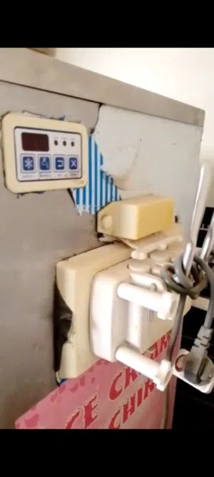 ماكينة قرنيطة ايطالية