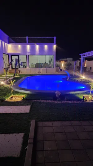 2 Bedrooms Chalet for Rent in Al Batinah Barka