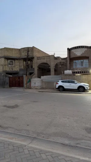 دار سكني قديم للبيع ك سكن او ارض 130م