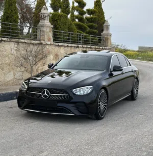 E200 2021 ᄉ Mercedes-Benz