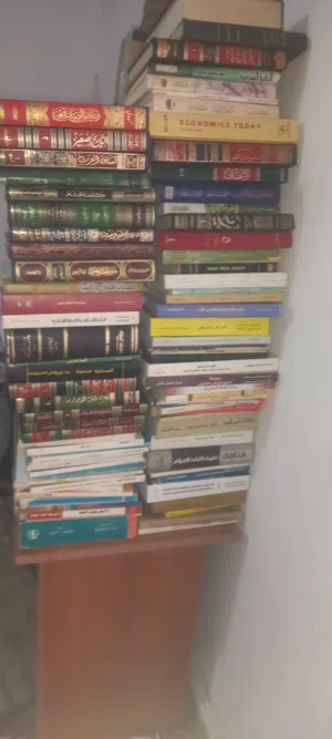 مكتبه للبيع المنصورة..250 كتاب   في كل المجلات