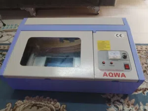 للبيع مكينة ليز co2 للقص والنحت قليلة الاستخدام