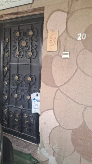 100 m2 Studio Apartments for Rent in Farwaniya Khaitan