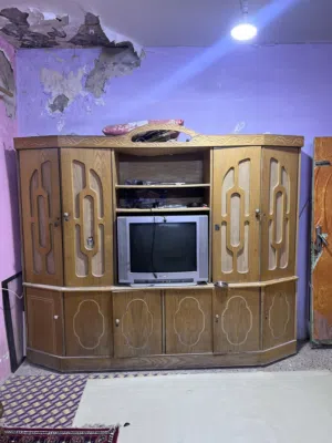 معرض كبير للبيع يرهم برج طيور قيم واخذ